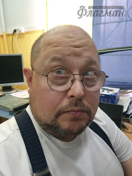 18098586.ID Photo.095921